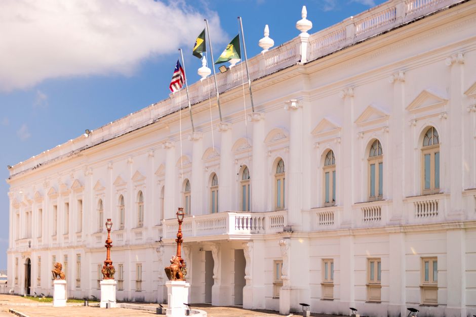 Stunning view of colonial architecture in Maranhão, Brazil under a bright sky.